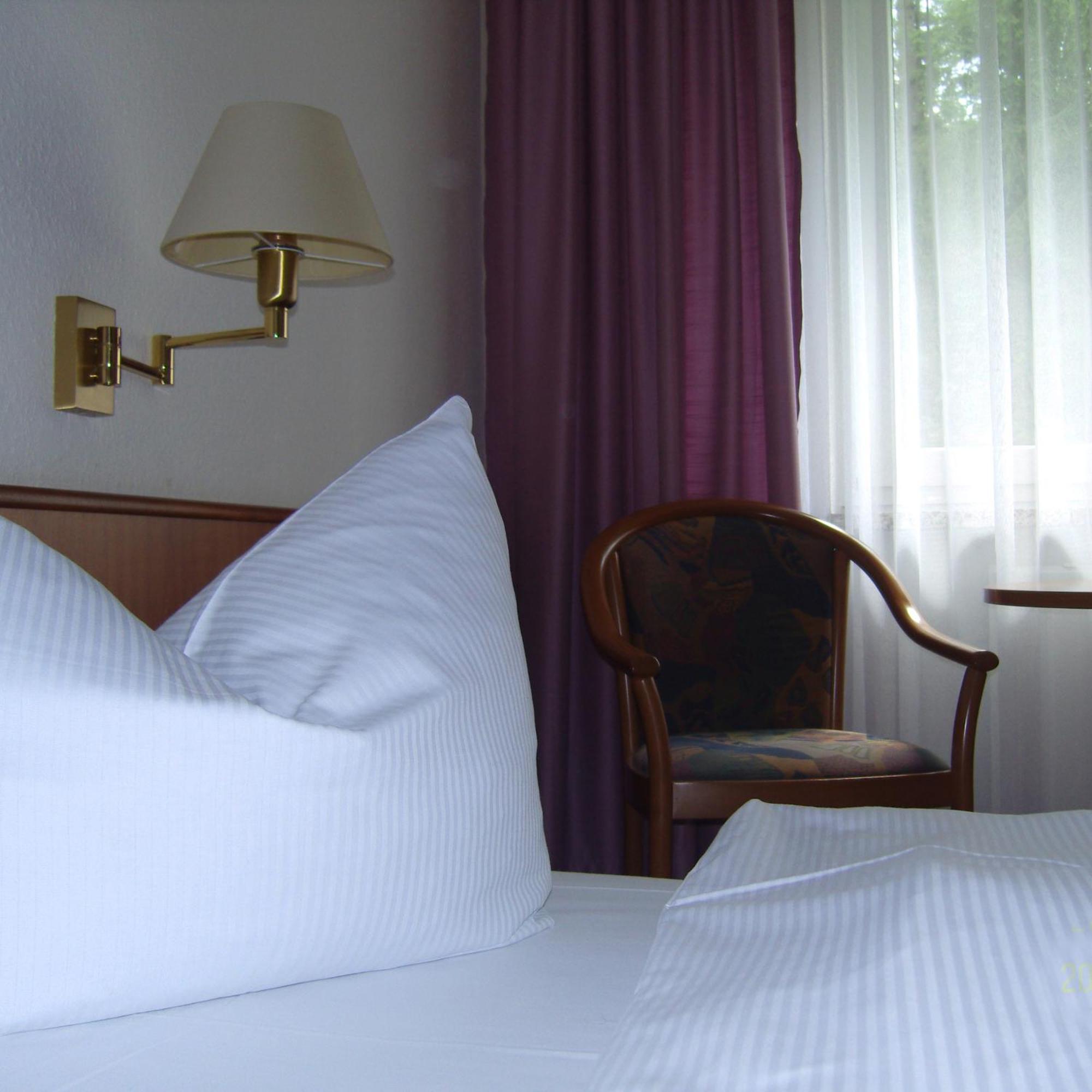 Naturparkhotel Haus Hubertus 쿠로르트오이빈 외부 사진