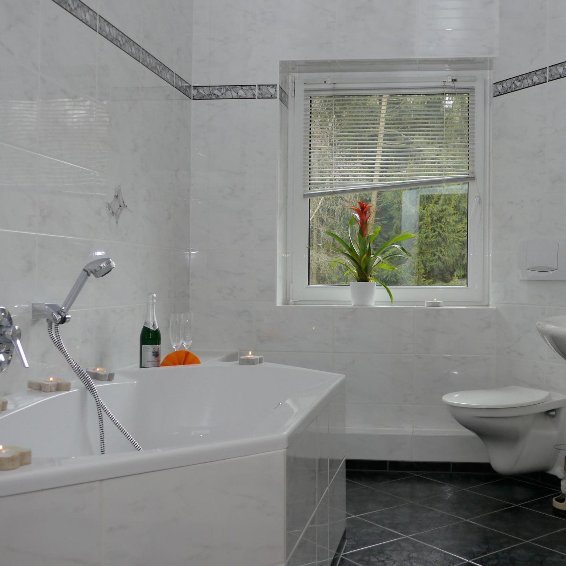 Naturparkhotel Haus Hubertus 쿠로르트오이빈 외부 사진