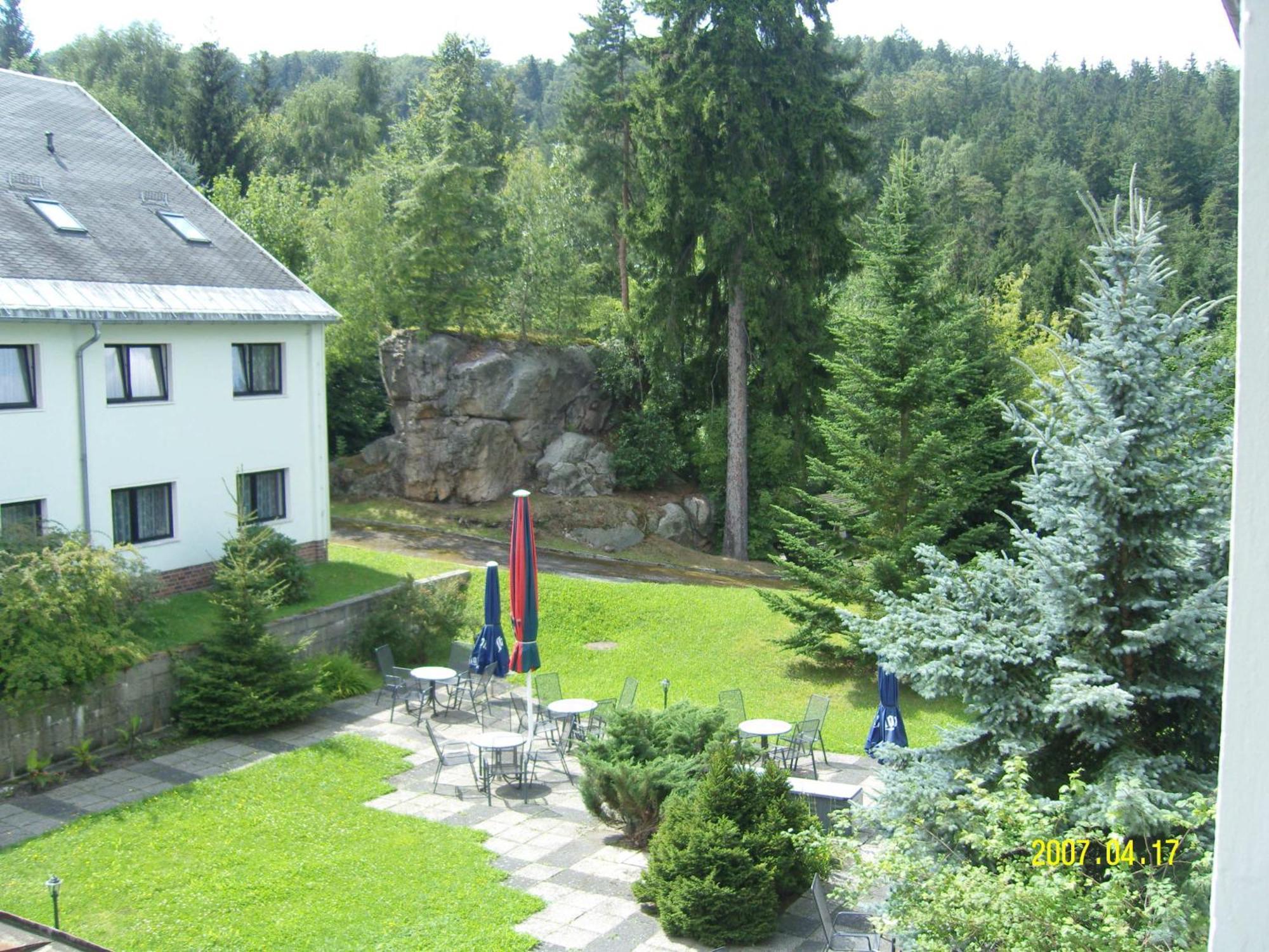Naturparkhotel Haus Hubertus 쿠로르트오이빈 외부 사진